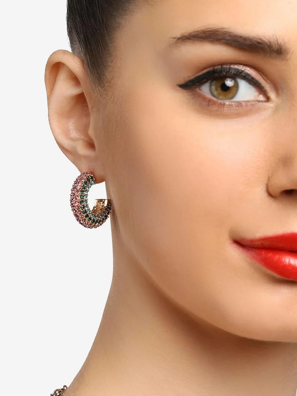 گوشواره های میخی نیم حلقه ای زنانه چند رنگ Zaveri Pearls با الماس های اتریشی خیره کننده معاصر - ZPFK16803 گوشواره های میخی نیم حلقه ای زنانه چند رنگ Zaveri Pearls با الماس های اتریشی خیره کننده معاصر - ZPFK16803
