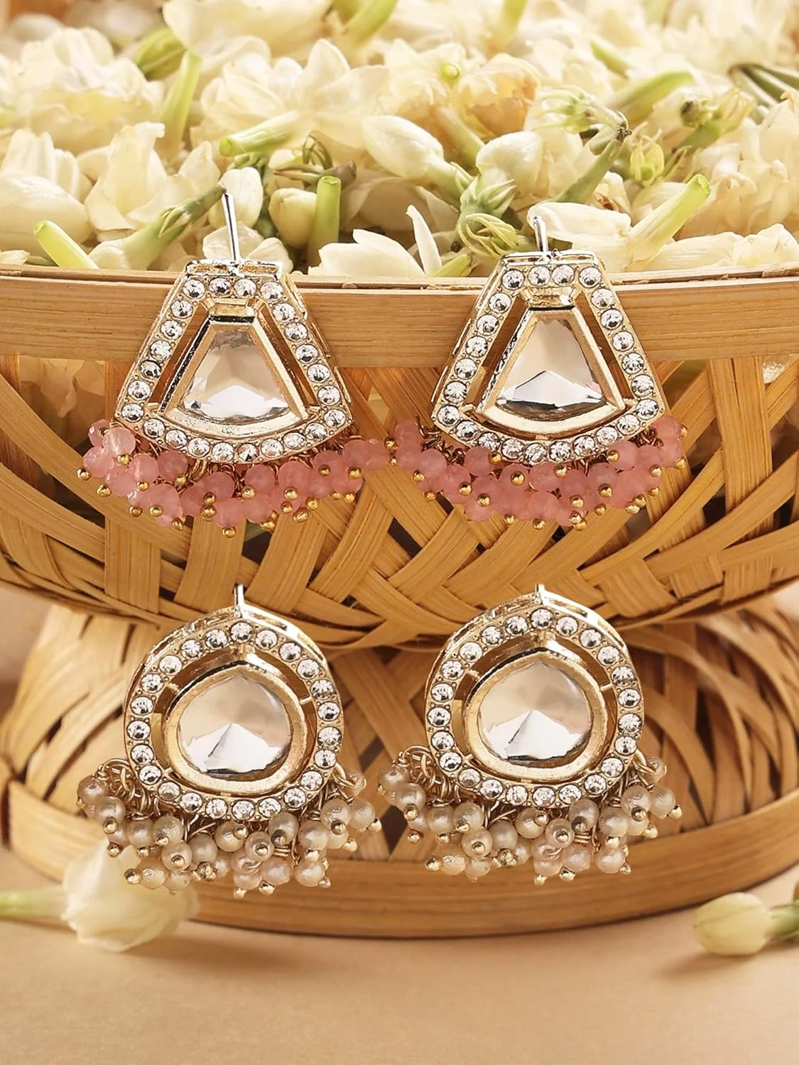 گوشواره های میخی زنانه Zaveri Pearls، ست 2 عددی، نگین اتریشی صورتی و سفید صدفی و مروارید، مدل قومی-ZPFK16843 گوشواره های میخی زنانه Zaveri Pearls، ست 2 عددی، نگین اتریشی صورتی و سفید صدفی و مروارید، مدل قومی-ZPFK16843