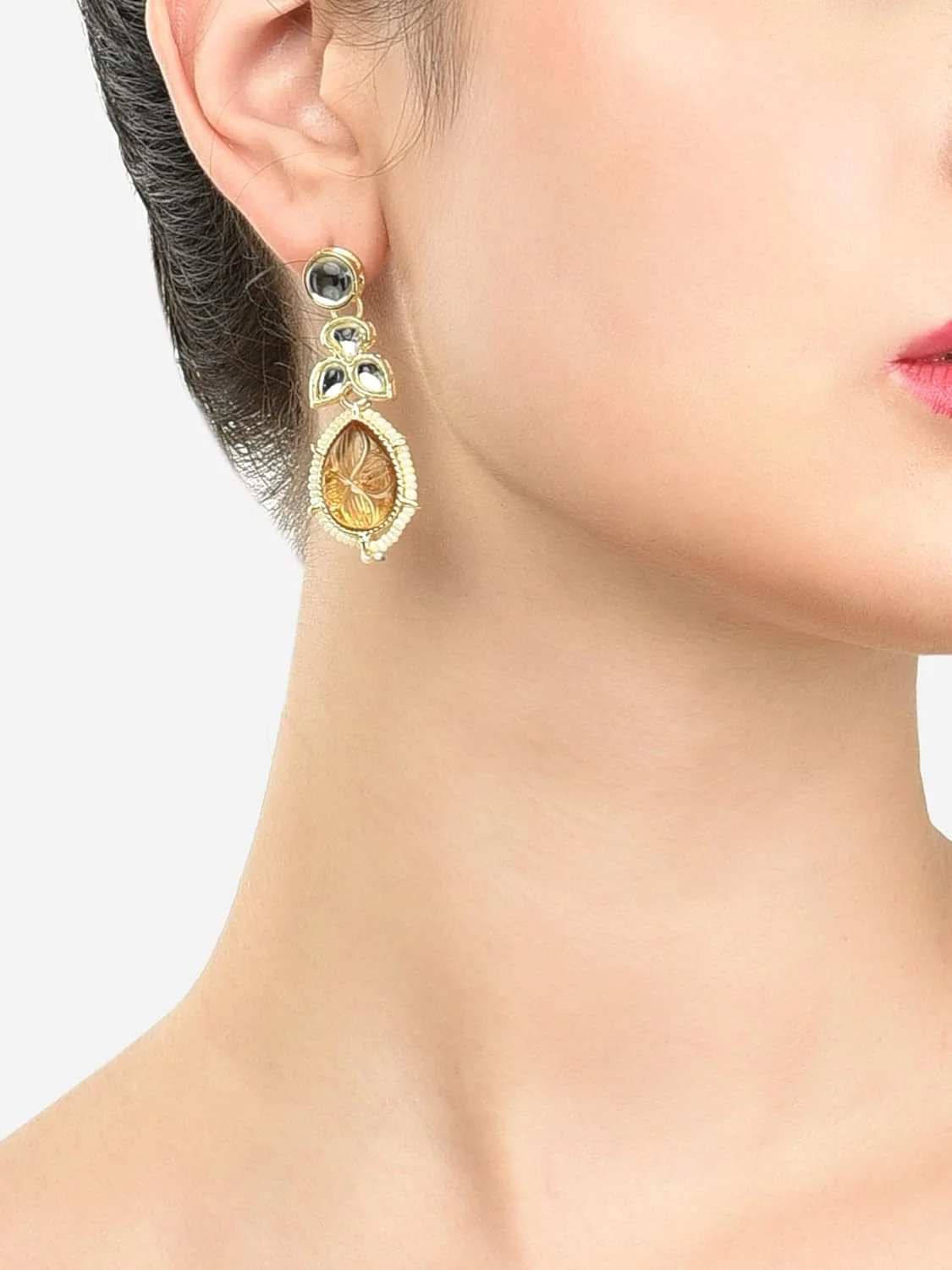 گوشواره های آویزی میناکاری قومی چند رنگ زنانه ZAVERI PEARLS - ZPFK15181 (ست 2 عددی)