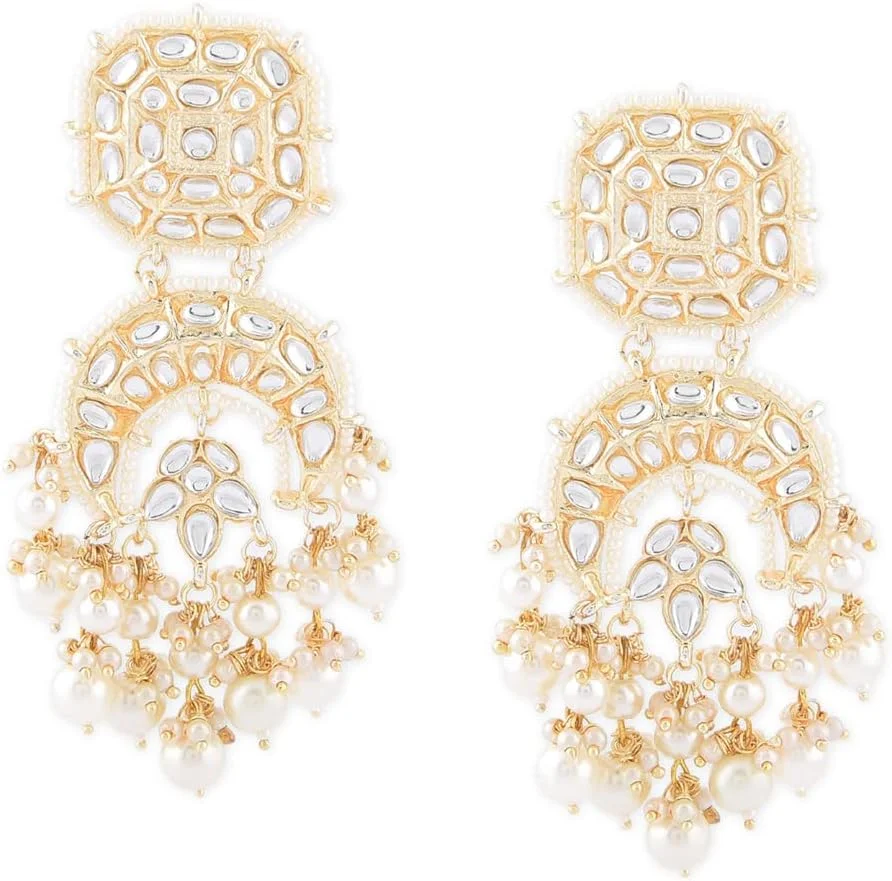 گوشواره آویز زنانه طرح کندن و مروارید طلایی رنگ مجموعه عروس Zaveri Pearls مدل ZPFK10096