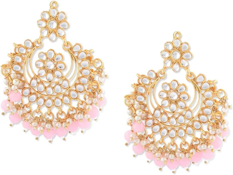 گوشواره آویز چندبالی زنانه ZAVERI PEARLS با روکش طلایی، نگین های کندن سنتی و مهره های صورتی، آبکاری طلای 22 عیار مدل ZPFK8663