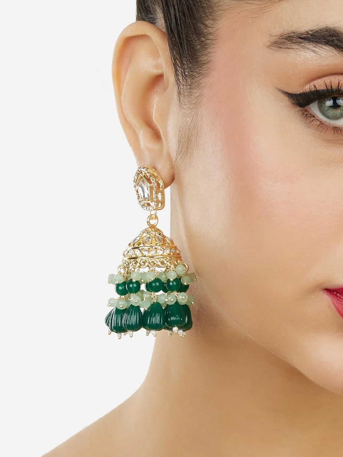 گوشواره زنانه جومکی سنتی Zaveri Pearls با مهره های خوشه ای سبز و الماس های اتریشی درخشان - ZPFK18077 گوشواره زنانه جومکی سنتی Zaveri Pearls با مهره های خوشه ای سبز و الماس های اتریشی درخشان - ZPFK18077