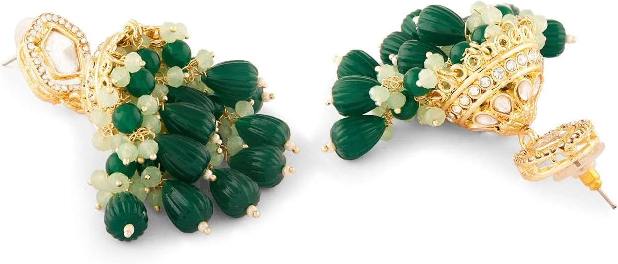گوشواره زنانه جومکی سنتی Zaveri Pearls با مهره های خوشه ای سبز و الماس های اتریشی درخشان - ZPFK18077 گوشواره زنانه جومکی سنتی Zaveri Pearls با مهره های خوشه ای سبز و الماس های اتریشی درخشان - ZPFK18077