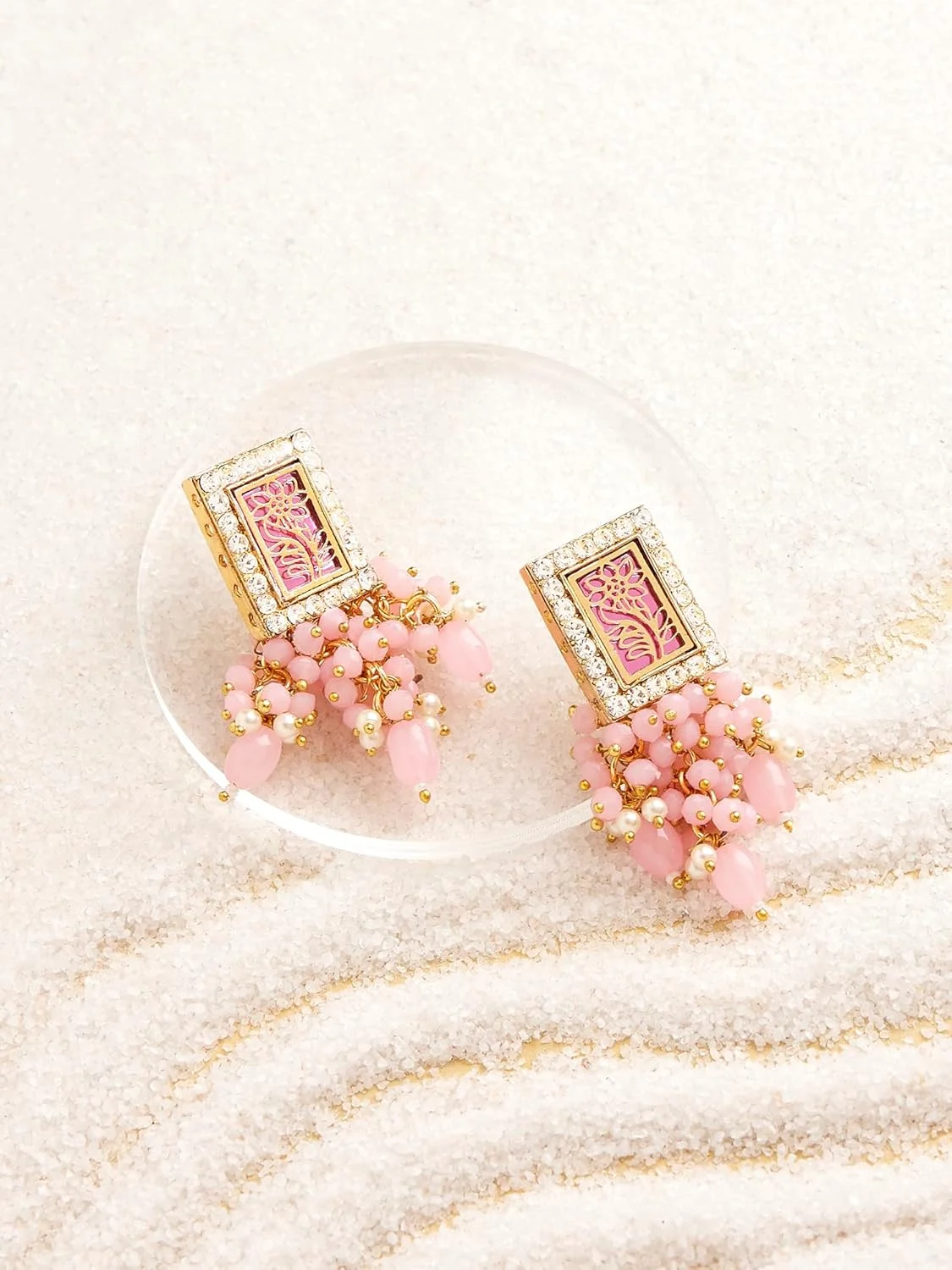 گوشواره آویز زنانه ZAVERI PEARLS با نگین های اتریشی درخشان و مهره های خوشه ای - ZPFK15221