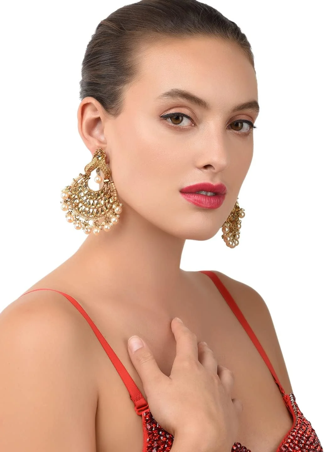 گوشواره آویز و آویزی زنانه با روکش طلای 22 عیار و طرح طلایی عتیقه ZAVERI PEARLS مدل ZPFK6994 گوشواره آویز و آویزی زنانه با روکش طلای 22 عیار و طرح طلایی عتیقه ZAVERI PEARLS مدل ZPFK6994