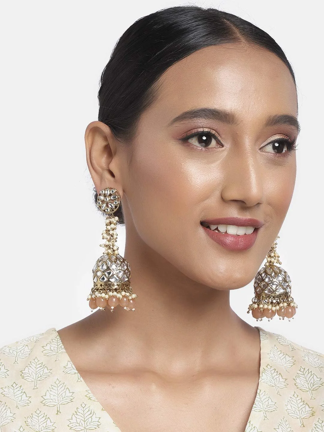 گوشواره های جومکی زنانه ZAVERI PEARLS (طلایی) (ZPFK9866) گوشواره های جومکی زنانه ZAVERI PEARLS (طلایی) (ZPFK9866)