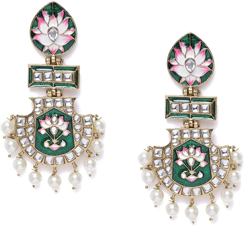 گوشواره آویز زنانه Zaveri Pearls با طراحی میناکاری لوتوس سبز و صورتی با نگین های Kundan - ZPFK10343