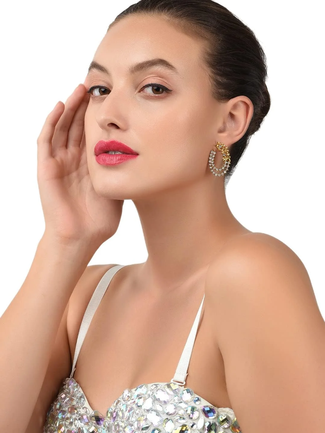 گوشواره میخی زنانه ZAVERI PEARLS با طرح گل، روکش طلای عتیقه 22 عیار (ZPFK8055) گوشواره میخی زنانه ZAVERI PEARLS با طرح گل، روکش طلای عتیقه 22 عیار (ZPFK8055)