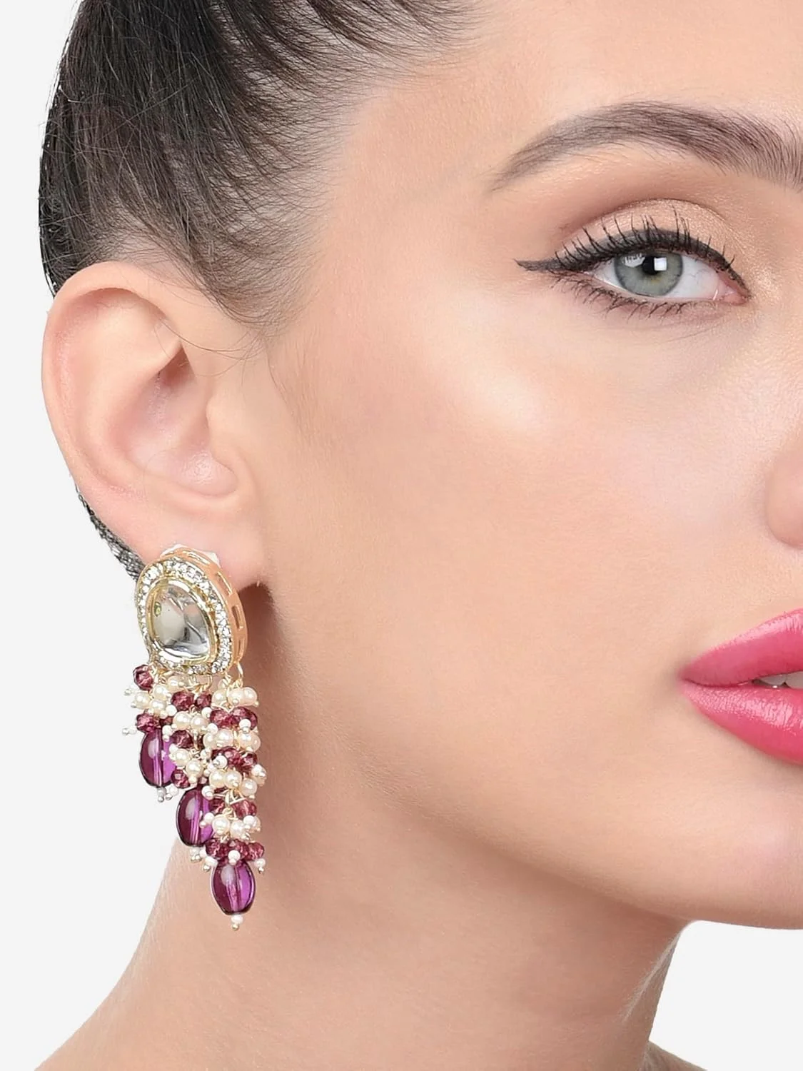 گوشواره آویز زنانه نگین دار Zaveri Pearls با خوشه های بنفش و تزیینات Kundan مدل سنتی - ZPFK15637 گوشواره آویز زنانه نگین دار Zaveri Pearls با خوشه های بنفش و تزیینات Kundan مدل سنتی - ZPFK15637