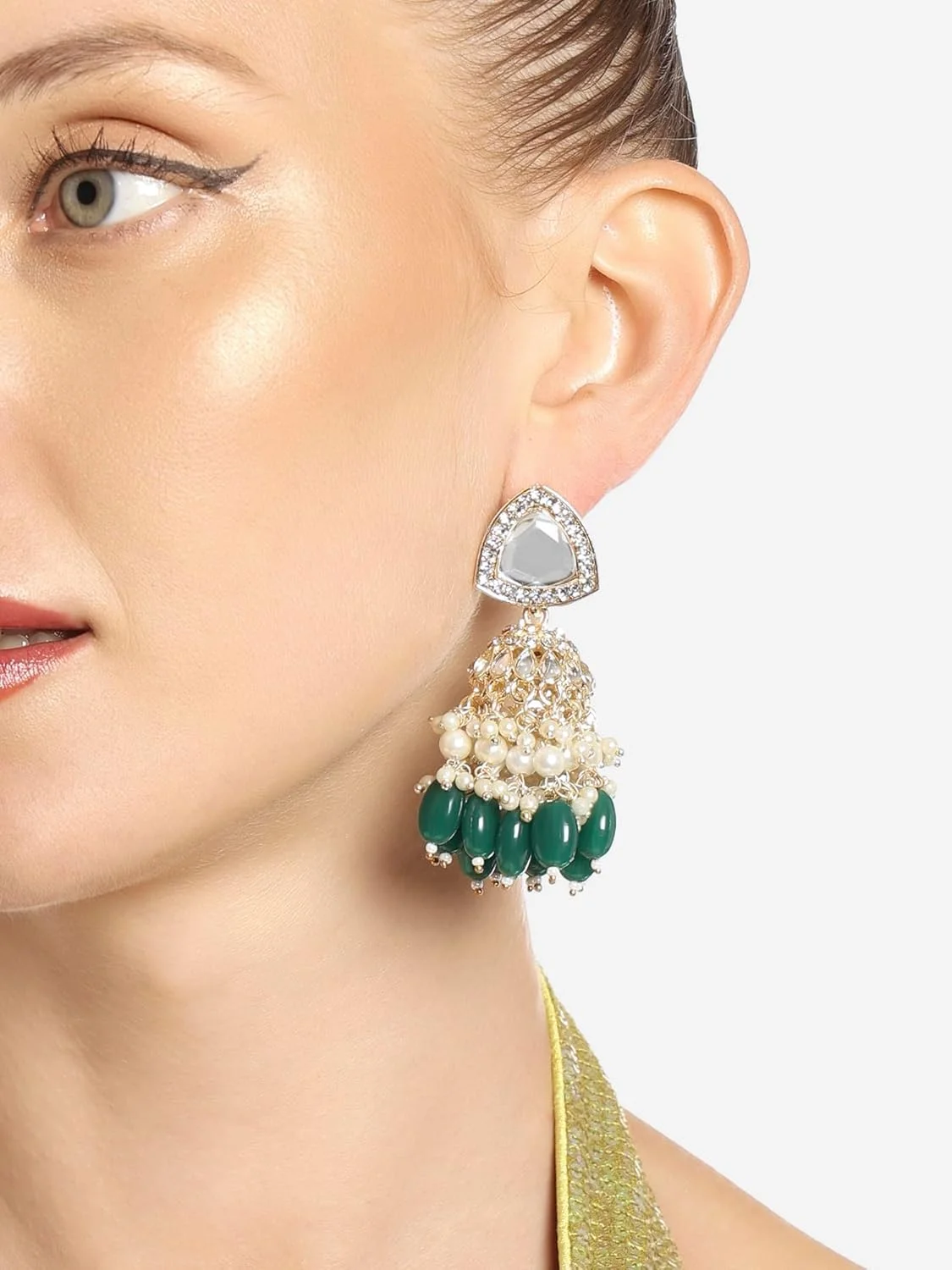 گوشواره آویز جومکا خوشه ای مهره ای با سنگ های سبز Zaveri Pearls مدل ZPFK16595 زنانه گوشواره آویز جومکا خوشه ای مهره ای با سنگ های سبز Zaveri Pearls مدل ZPFK16595 زنانه