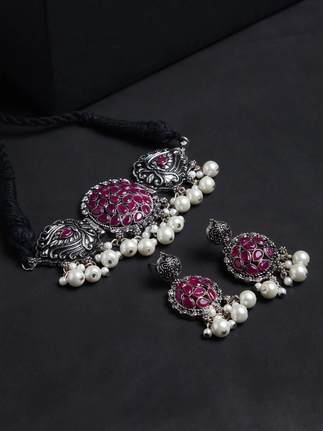 ست جواهرات گردنبند نقره ای اکسیدایز شده شیک و مد روز زنانه Shining Diva Fashion (13199s) ست جواهرات گردنبند نقره ای اکسیدایز شده شیک و مد روز زنانه Shining Diva Fashion (13199s)