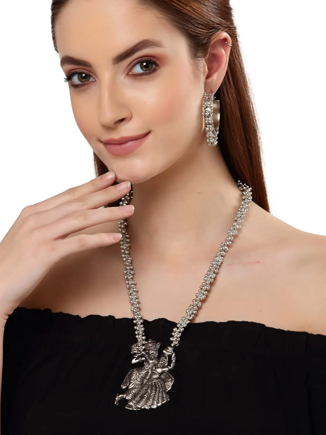 ست جواهرات گردنبند نقره ای اکسیدایز شده شیک و جدید زنانه Shining Diva Fashion (13135s)، سایز One Size ست جواهرات گردنبند نقره ای اکسیدایز شده شیک و جدید زنانه Shining Diva Fashion (13135s)، سایز One Size