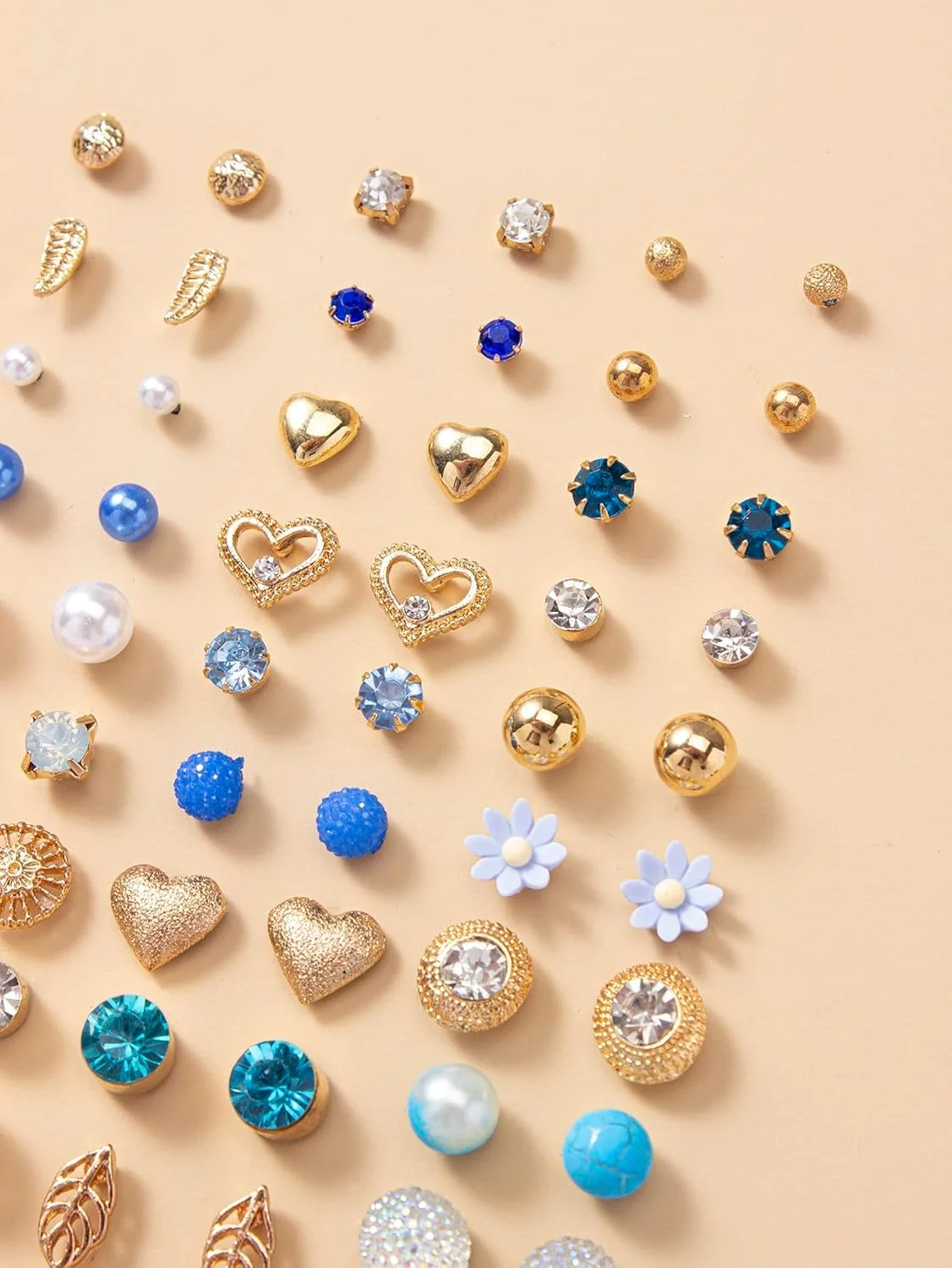 ست ۳۰ جفتی گوشواره زنانه و دخترانه شاینینگ دیوا، مدل های جدید و شیک کریستالی و مرواریدی (14854er)، سایز آزاد، فلزی، بدون سنگ قیمتی