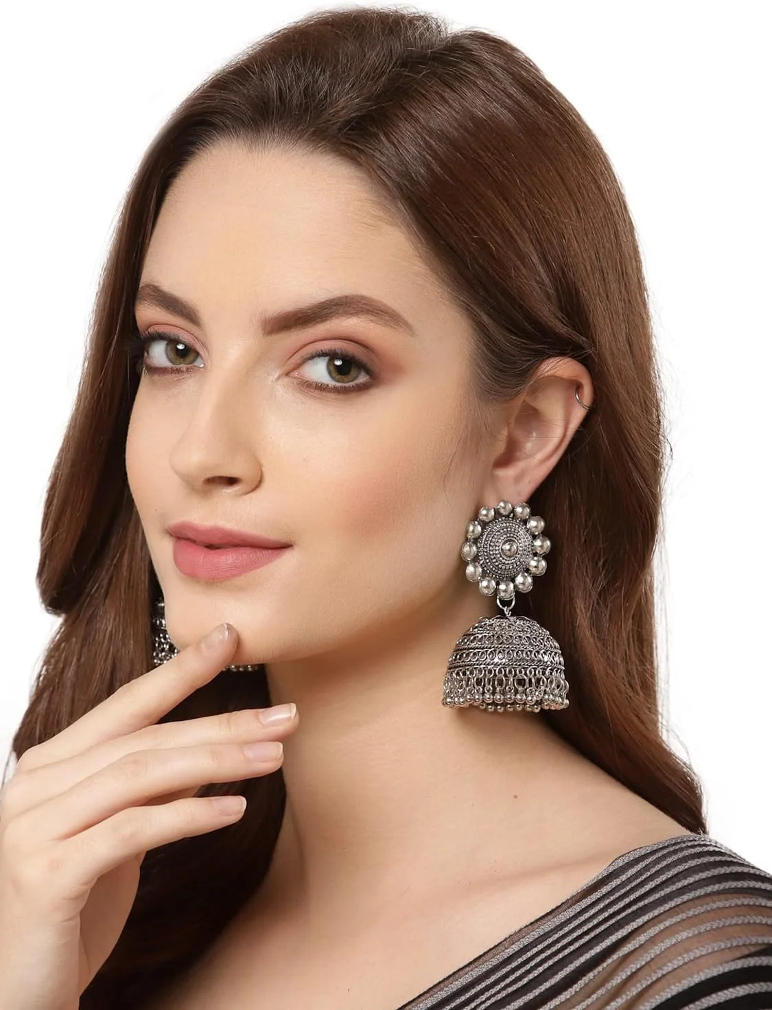 گوشواره های جومکا اکسیدایز شده شیک و جدید Shining Diva Fashion برای زنان و دختران (13168er)