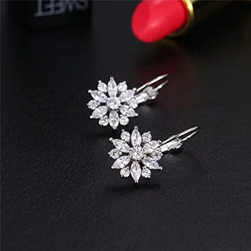 گوشواره های جدید زنانه Shining Diva Fashion با روکش طلای 18 عیار و نگین های کریستالی AAA گوشواره های جدید زنانه Shining Diva Fashion با روکش طلای 18 عیار و نگین های کریستالی AAA