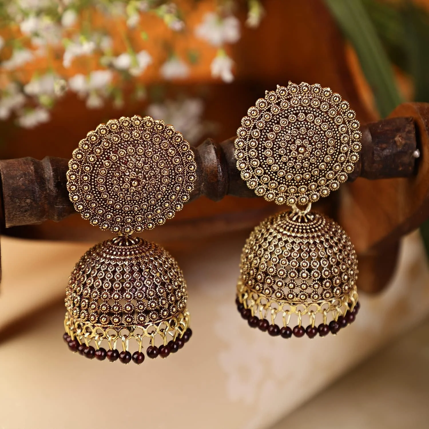 گوشواره های جومکی با روکش طلای عتیقه، شیک و جدید Shining Diva Fashion، مناسب بانوان و دختران گوشواره های جومکی با روکش طلای عتیقه، شیک و جدید Shining Diva Fashion، مناسب بانوان و دختران