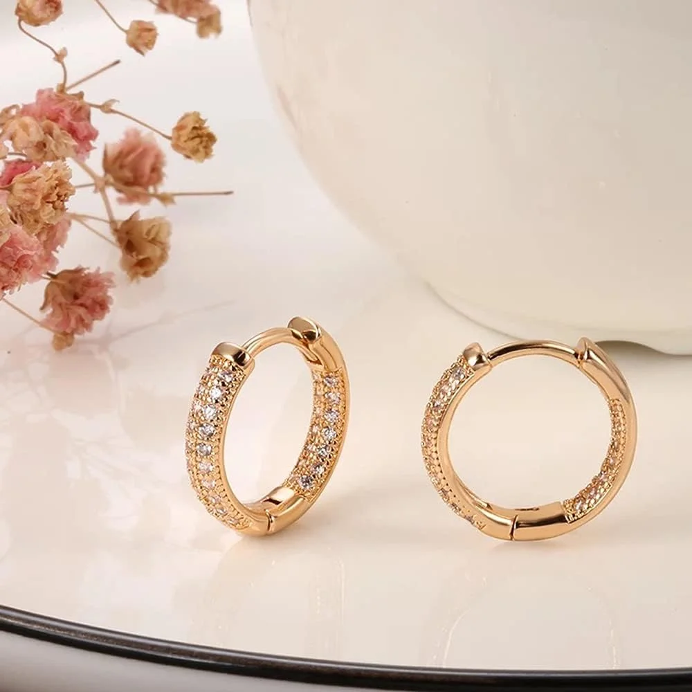 Shining Diva Fashion گوشواره های بالی مسی زیرکون شیک و فانتزی با روکش طلای رزگلد 18 عیار برای زنان و دختران Shining Diva Fashion گوشواره های بالی مسی زیرکون شیک و فانتزی با روکش طلای رزگلد 18 عیار برای زنان و دختران