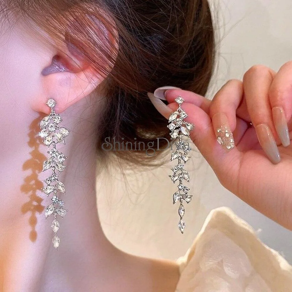 گوشواره های شیک و جدید زنانه و دخترانه شاینینگ دیوا (14993er) گوشواره های شیک و جدید زنانه و دخترانه شاینینگ دیوا (14993er)