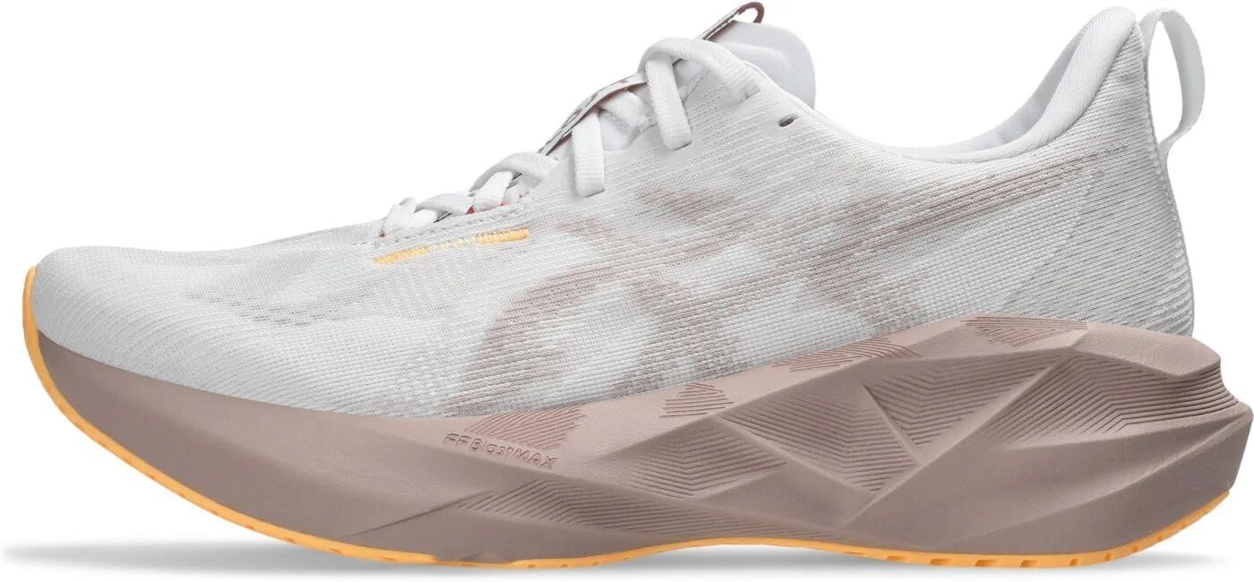 کفش ورزشی زنانه آسیکس NOVABLAST 5 کفش ورزشی زنانه آسیکس NOVABLAST 5