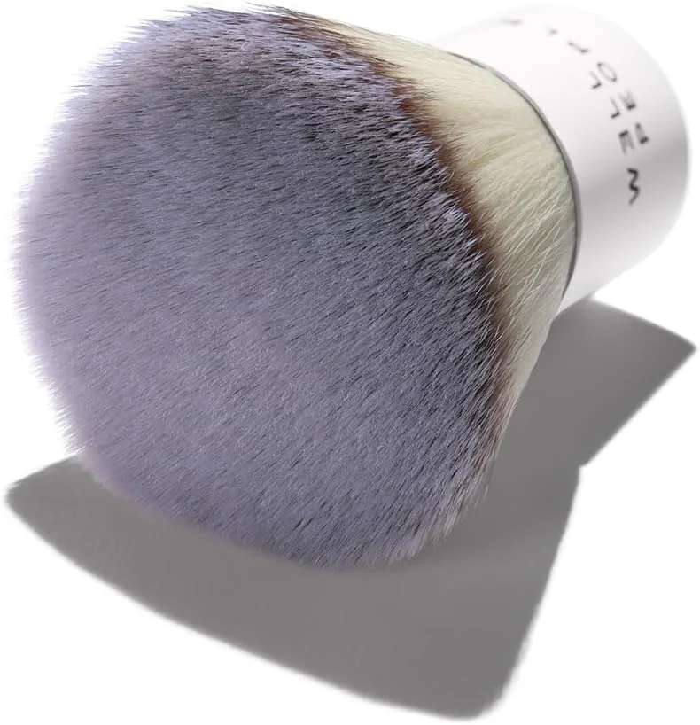 براش آرایشی کابوکی W3LL PEOPLE، براش فشرده برای پوشش یکدست و بی نقص، مناسب برای کرم پودر، برنزر و پودر، دارای موهای بدون تست حیوانی براش آرایشی کابوکی W3LL PEOPLE، براش فشرده برای پوشش یکدست و بی نقص، مناسب برای کرم پودر، برنزر و پودر، دارای موهای بدون تست حیوانی