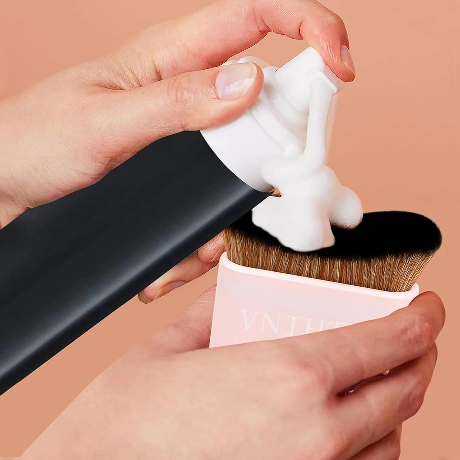 برس برنزه کننده خودکار VNIHTT برای صورت و بدن - اپلیکاتور کابوکی برای برنزه کردن خودکار، برنزه کننده مصنوعی، ضد آفتاب، آرایش - برس برنزر و ترکیب کننده برای اسپری برنزه و کرم پودر بدن (همراه با جعبه) برس برنزه کننده خودکار VNIHTT برای صورت و بدن - اپلیکاتور کابوکی برای برنزه کردن خودکار، برنزه کننده مصنوعی، ضد آفتاب، آرایش - برس برنزر و ترکیب کننده برای اسپری برنزه و کرم پودر بدن (همراه با جعبه)