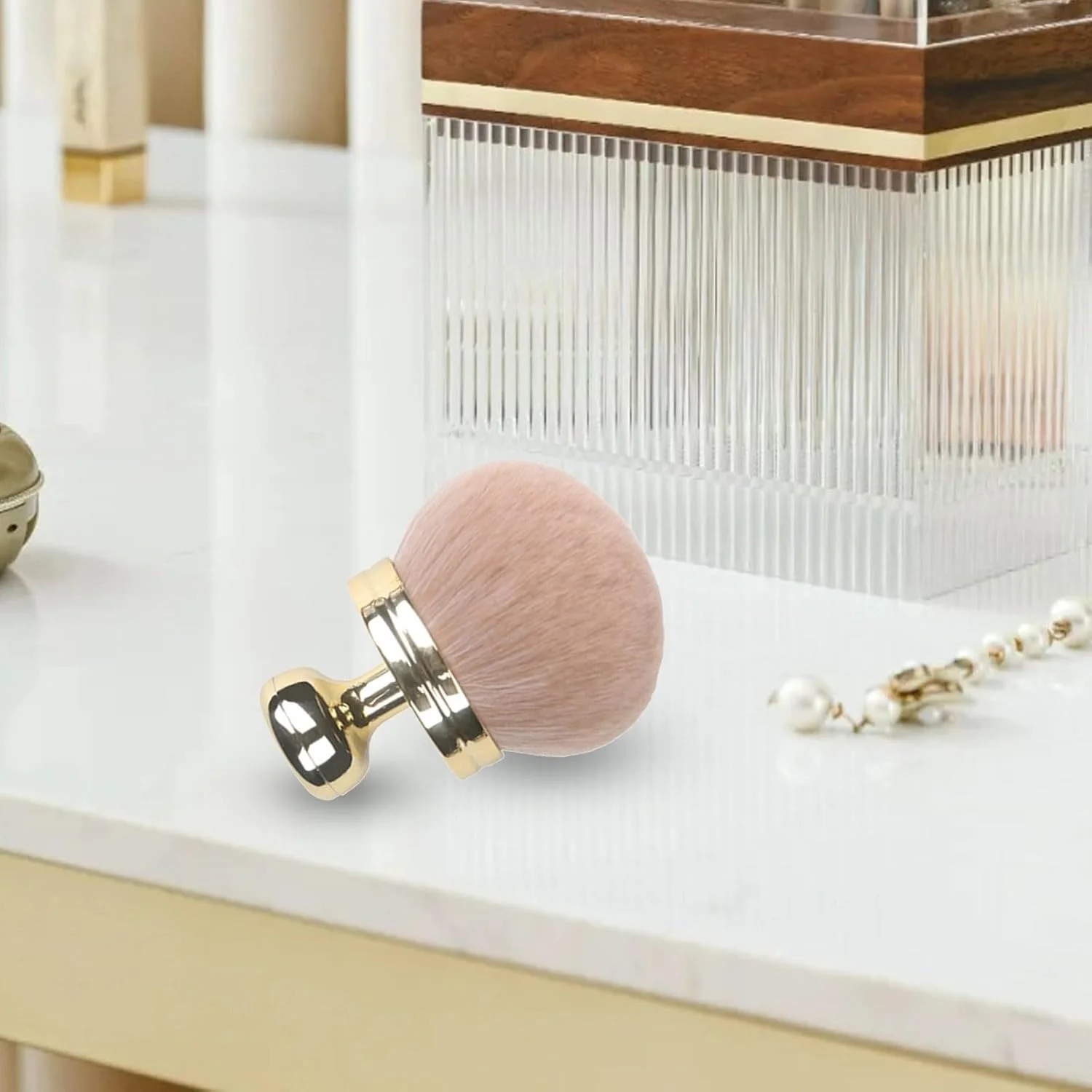 براش آرایشی بزرگ NNLLY برای برنزه کردن بدن، آرایش پا و برنزر، اپلیکاتور برس ضد آفتاب، برس آرایشی حرفه ای کابوکی صورت و بدن با عرض 3 اینچ، هدیه ای شیک برای دختران نوجوان، 1 عدد (طلایی)