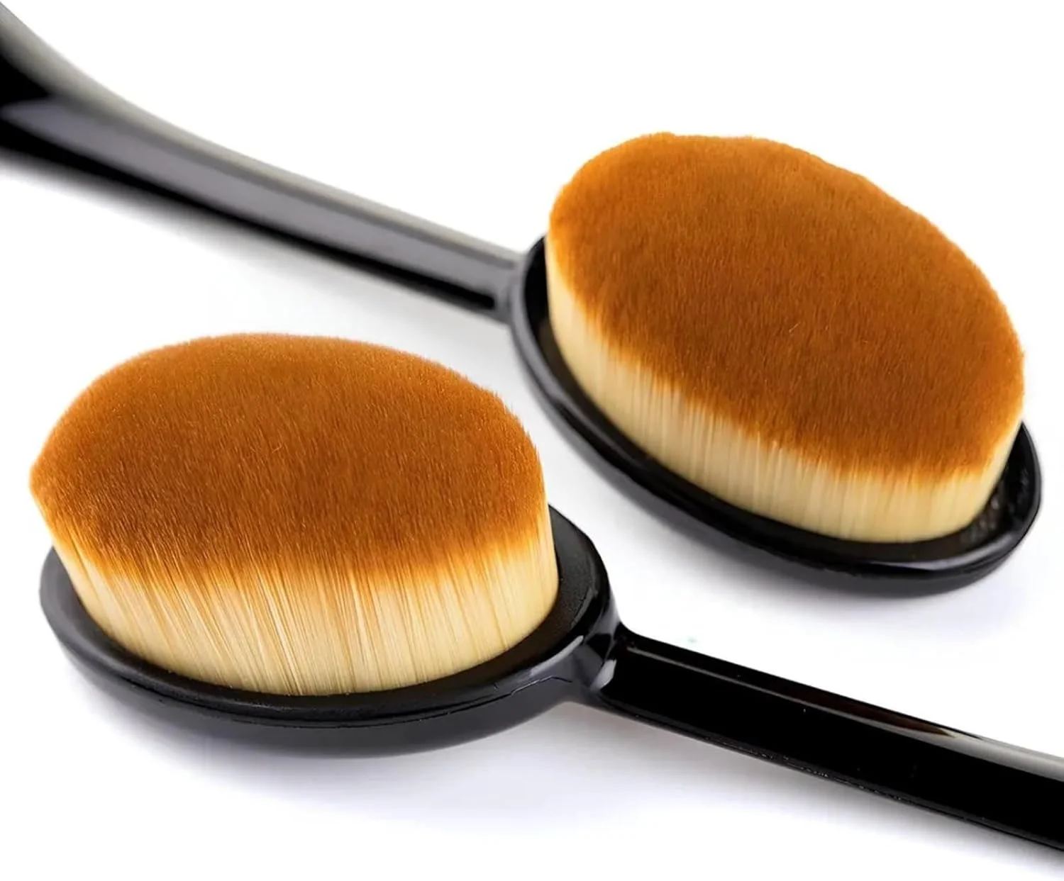 برس آرایشی نوع مسواکی، برس BB، برس کرم پودر، برس اصلاح خمیده، ابزار جهانی برای لوازم آرایشی مایع، کرمی و جامد، محو کننده رنگ ها، پوشش یکنواخت و صاف، موی مصنوعی، دسته انعطاف پذیر