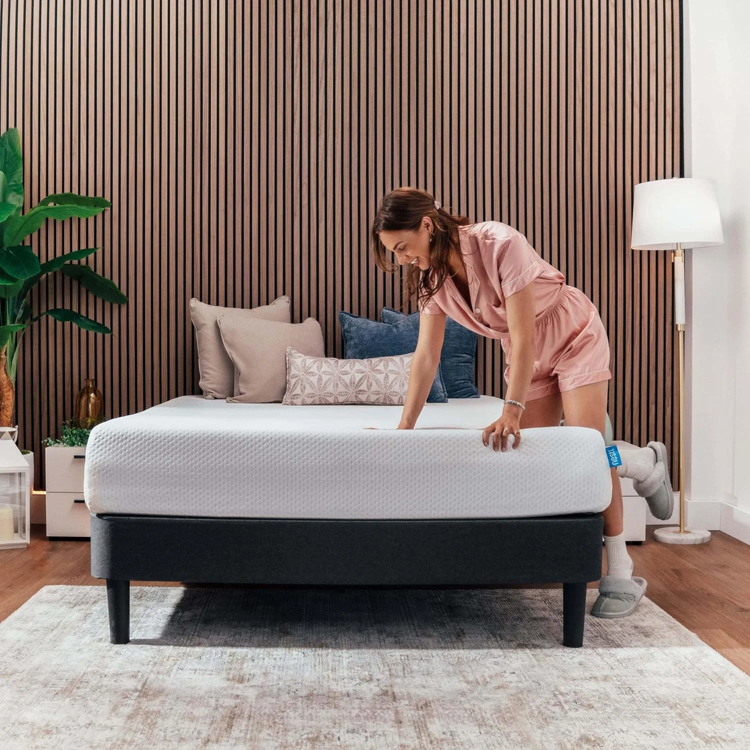 تشک سایز کینگ نستل با فوم حافظه دار گرافیت خنک کننده 12 اینچی - تشک فوم حافظه دار سایز کینگ، تشک بدون فایبرگلاس در جعبه، تخت خواب حمایتی کاهش دهنده فشار در جعبه، دارای گواهینامه CertiPur-US