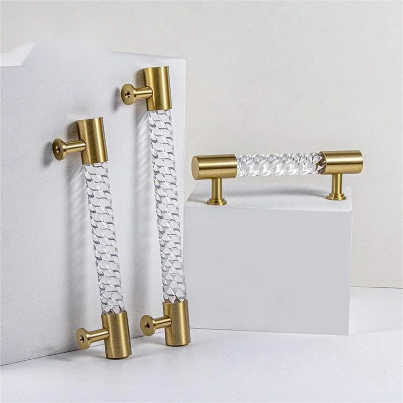 دستگیره لوکس برنجی با کریستال آکریلیک شفاف aoliihou، مناسب برای درب کمد، کشو، کابینت و سایر مکان هایی که نیاز به دستگیره دارند. لمس نهایی را به خانه خود بیاورید (2 عدد)