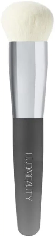 براش مینی زیرساز آرایش هدی بیوتی ایزی بلور، موهای نرم