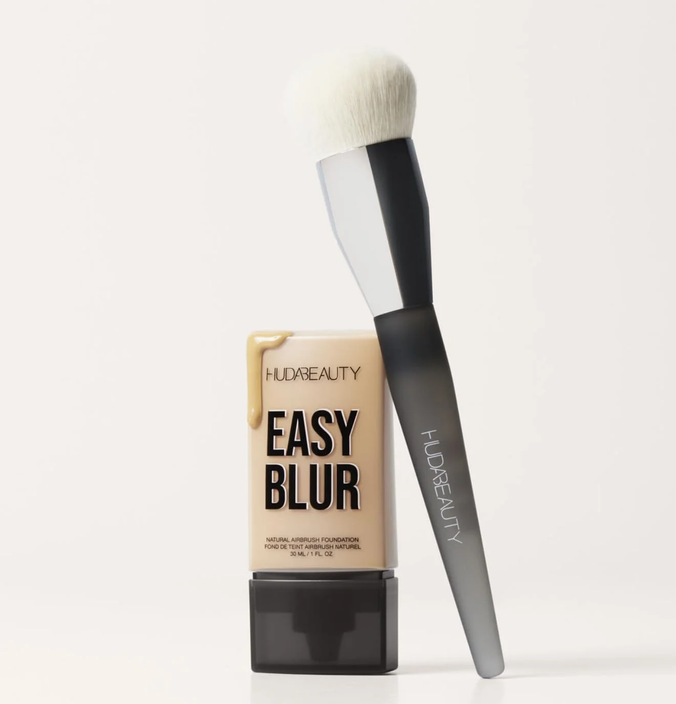 براش مینی زیرساز آرایش هدی بیوتی ایزی بلور، موهای نرم براش مینی زیرساز آرایش هدی بیوتی ایزی بلور، موهای نرم