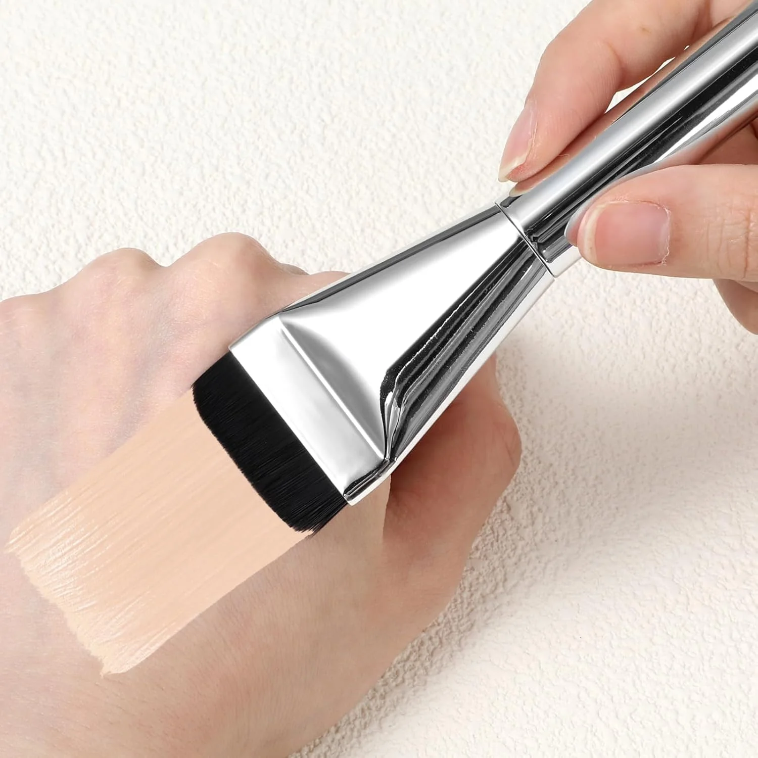 برس کرم پودر Gjinxi، ست 3 عددی، برس آرایشی تخت و نازک، کاردک قابل حمل کرم صورت، ابزار اسکرابر پودر، موهای نرم مایع، مناسب برای سالن، خانه، مسافرت (نقره ای) برس کرم پودر Gjinxi، ست 3 عددی، برس آرایشی تخت و نازک، کاردک قابل حمل کرم صورت، ابزار اسکرابر پودر، موهای نرم مایع، مناسب برای سالن، خانه، مسافرت (نقره ای)