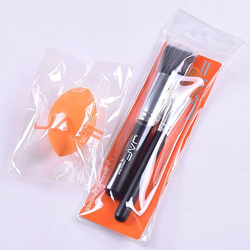 ست 3 تکه برس آرایشی شامل برس کرم پودر، برس نقطه گذاری، اسفنج مخلوط کننده آرایش و برس کرم پودر کلاسیک PF04SET