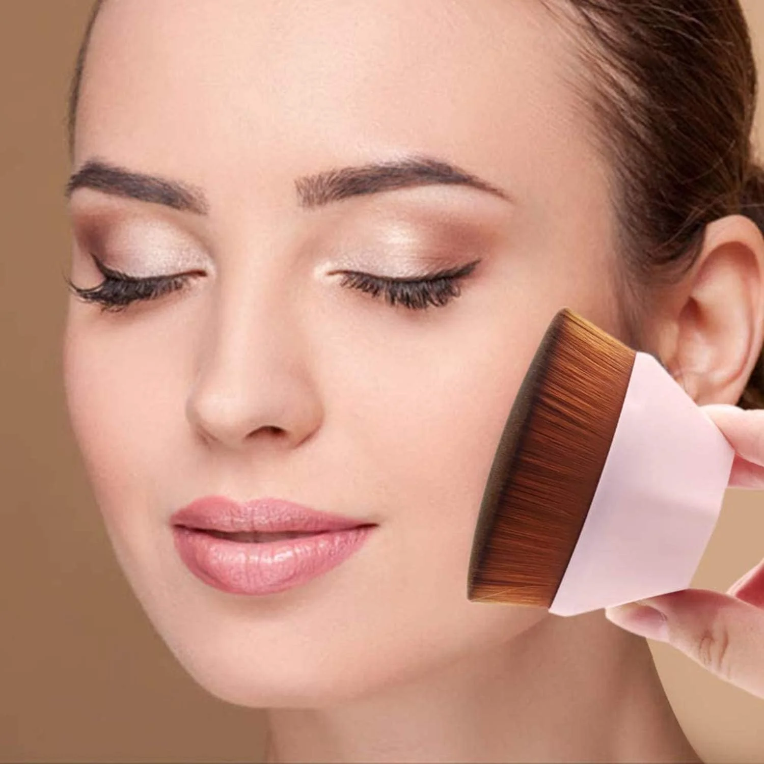 براش کرم پودر جادویی SHOWAY، براش کرم پودر متراکم و یکدست، براش آرایشی کرم BB و پودر فیکس، رنگ صورتی