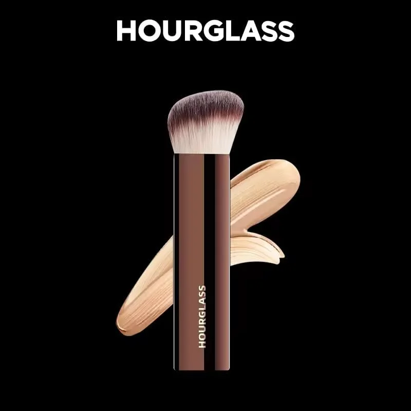 براش کرم پودر شماره 20 Hourglass Vanish، براش آرایشی حرفه ای براش کرم پودر شماره 20 Hourglass Vanish، براش آرایشی حرفه ای
