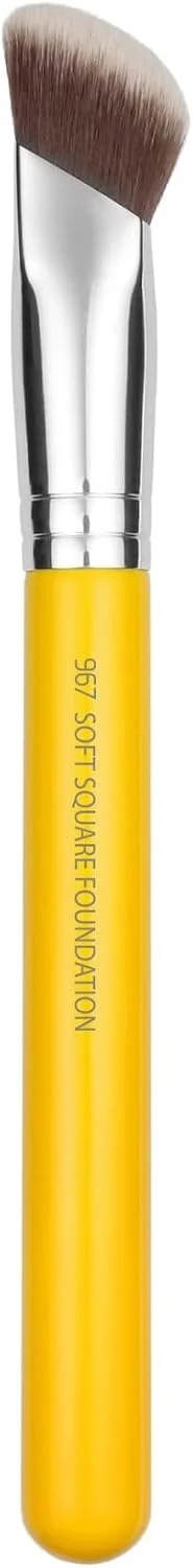 براش آرایشی حرفه ای Bdellium Tools - سری استودیو 967 براش فونداسیون مربعی - با الیاف مصنوعی کاملا گیاهی، برای ایجاد یک چهره بی عیب و نقص (زرد، 1 عدد)