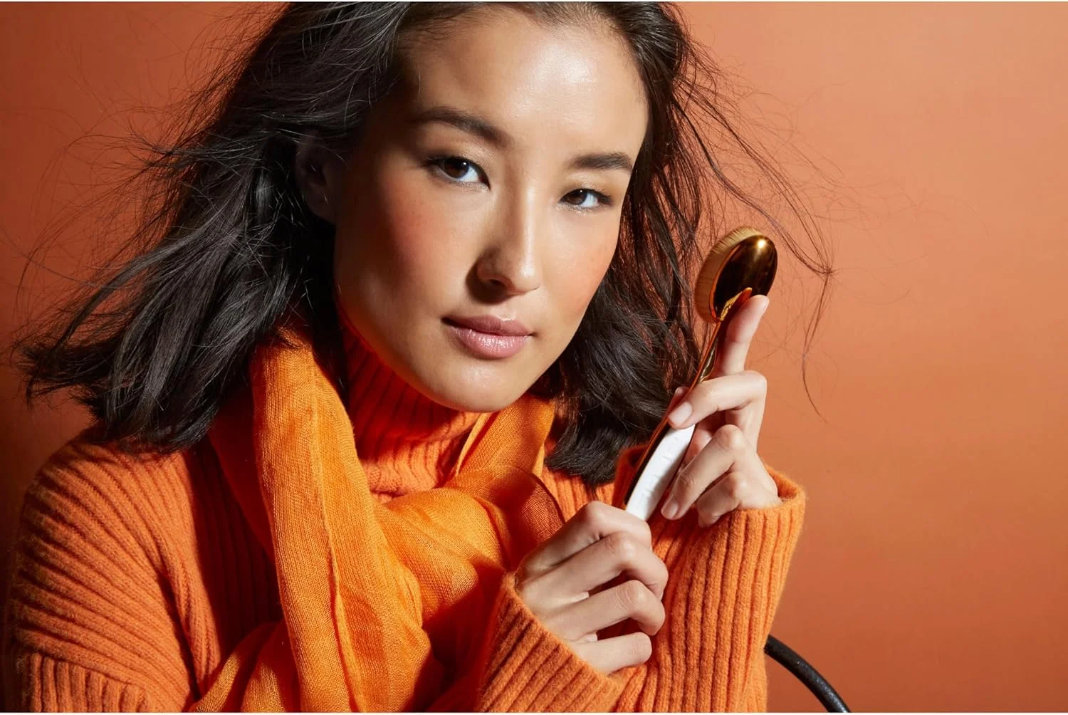 برس آرایشی بیضی شکل Artis Elite Oval 7 | برس آرایشی بیضی | برس کرم پودر | مناسب برای کرم پودر، آرایش و مراقبت از پوست | قابل استفاده با مایعات، پودرها و کرم ها | اپلیکاتور کرم پودر | برس محو کننده - کاراملی نمکی برس آرایشی بیضی شکل Artis Elite Oval 7 | برس آرایشی بیضی | برس کرم پودر | مناسب برای کرم پودر، آرایش و مراقبت از پوست | قابل استفاده با مایعات، پودرها و کرم ها | اپلیکاتور کرم پودر | برس محو کننده - کاراملی نمکی