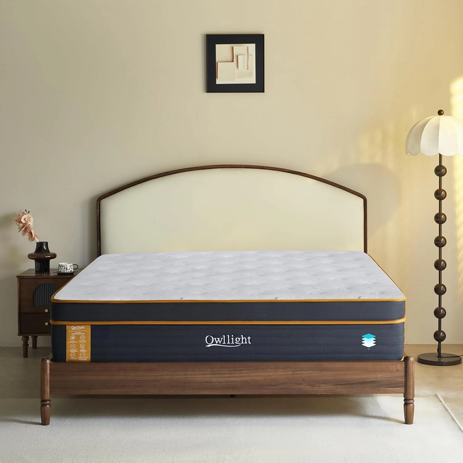 تشک Owllight ابعاد 180x200، تشک هیبریدی فنر پاکتی و مموری فوم 30 سانتی متری سایز کینگ، پارچه ابریشم یخی خنک و تنفسی، جنس الیاف هوای 4 بعدی، پشتیبانی فوم لبه 7 سانتی متری