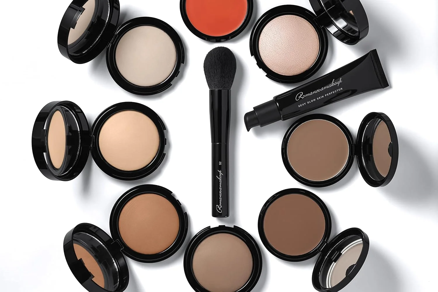 براش آرایشی حرفه ای همه کاره صورت Romanovamakeup Sexy. براش بادوام و فوق العاده نرم برای ترکیب آسان، کانتور، کرم، رژگونه، هایلایتر روی صورت، نتیجه صاف و یکدست برای خانم ها. براش آرایشی حرفه ای همه کاره صورت Romanovamakeup Sexy. براش بادوام و فوق العاده نرم برای ترکیب آسان، کانتور، کرم، رژگونه، هایلایتر روی صورت، نتیجه صاف و یکدست برای خانم ها.