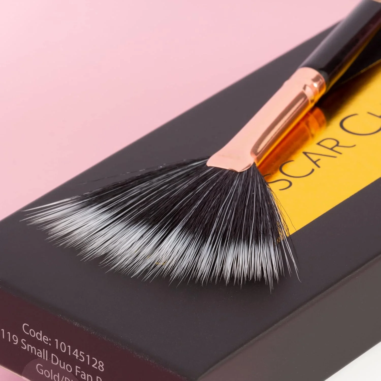 براش آرایشی بادبزنی کوچک حرفه ای اسکار چارلز 119 لوکس - رزگلد براش آرایشی بادبزنی کوچک حرفه ای اسکار چارلز 119 لوکس - رزگلد