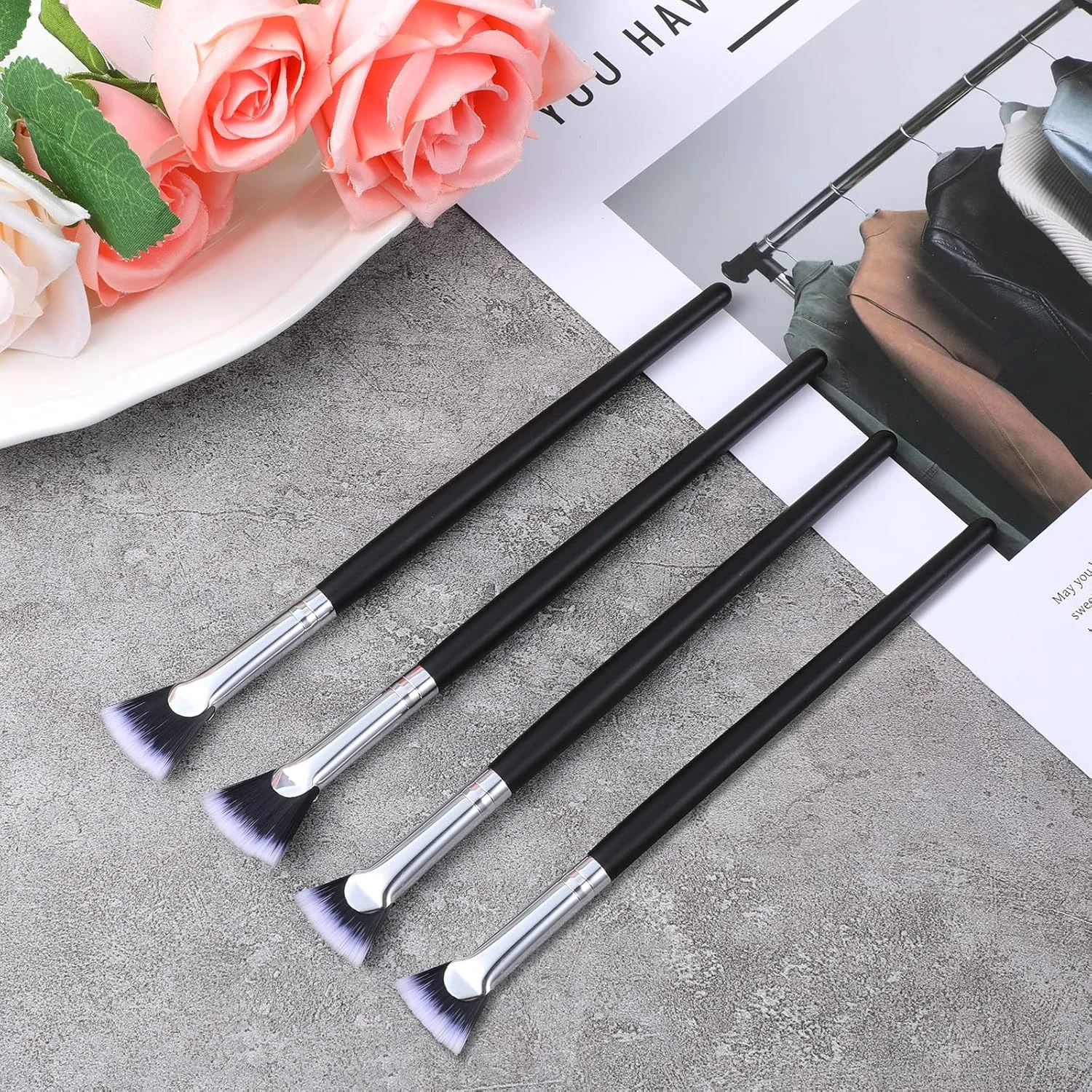 ست 4 عددی برس ریمل مژه، برس فن مژه، شانه ابرو دندانه دار جداکننده مژه، ابزار آرایش مژه، برس های ریمل چند منظوره فن شکل با موهای نرم برای مژه های بالا و پایین ست 4 عددی برس ریمل مژه، برس فن مژه، شانه ابرو دندانه دار جداکننده مژه، ابزار آرایش مژه، برس های ریمل چند منظوره فن شکل با موهای نرم برای مژه های بالا و پایین