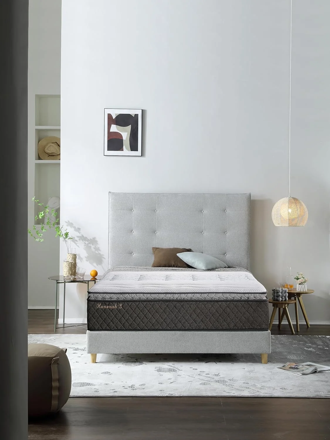 تشک فنر پاکتی 7 ناحیه‌ای با ارتفاع 32 سانتی‌متر، ابعاد 180x200 سانتی‌متر، دارای لایه بالایی (Pillow Top) و فوم هیبریدی با فوم CNC پروفایل و فوم ارتجاعی بالا