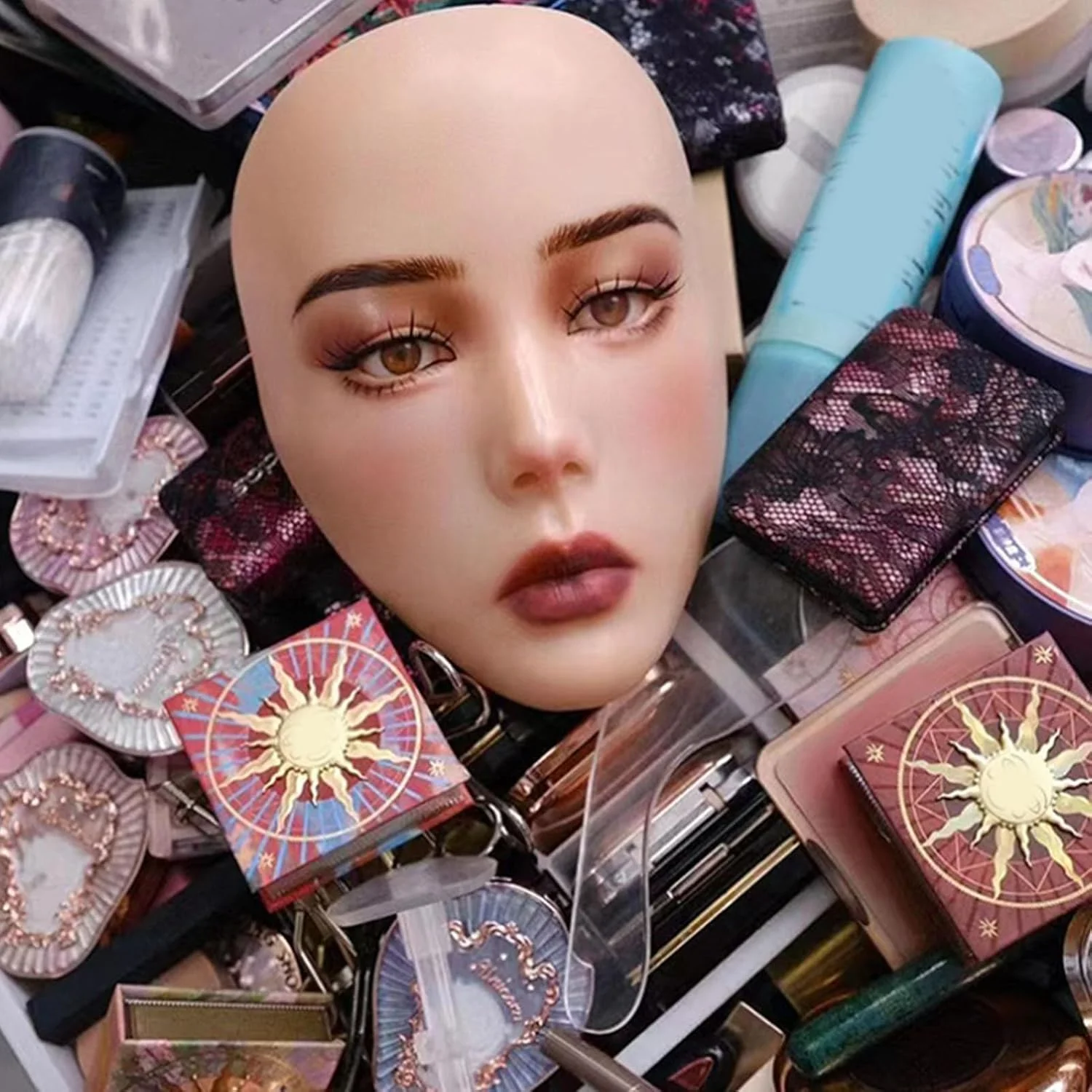 برد تمرین آرایش صورت کامل سیلیکونی سوراندی با پایه پلاستیکی، ابزار مانکن قابل استفاده مجدد، سازگار با پوست، تمیز کردن آسان، ایده آل برای مبتدیان (پوست گندمی)