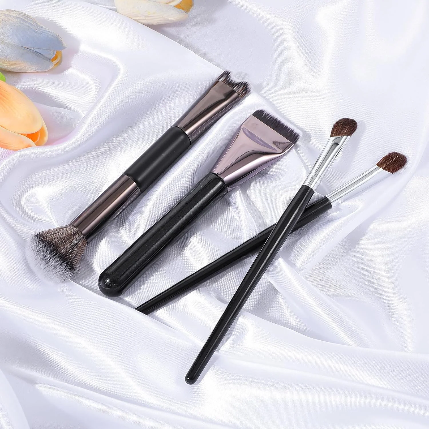 مجموعه 4 عددی برس کانتور بینی MBAIYO، ست اپلیکاتور کرکی U شکل 2 در 1 برای فرم دهی، مشخص کردن و هایلایت کردن، مناسب برای مبتدیان و حرفه ای ها