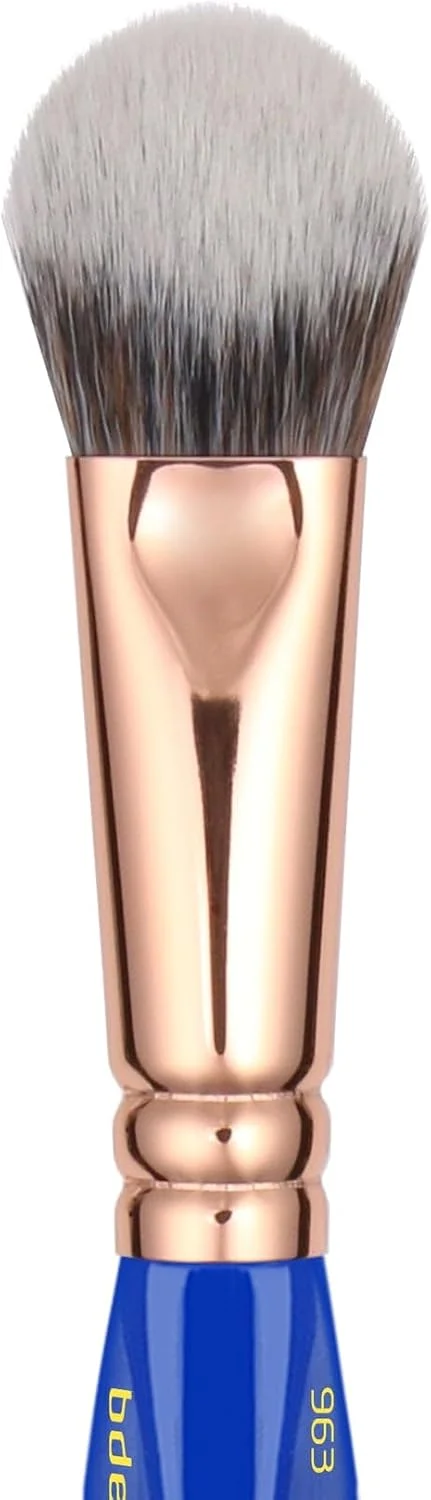 براش آرایشی حرفه ای Bdellium Tools - مثلث طلایی 963 BDHD Phase II xs - با الیاف مصنوعی کاملا گیاهی، برای ترکیب دقیق، هایلایت، کانتورینگ و نرم کردن (آبی، 1 عدد)