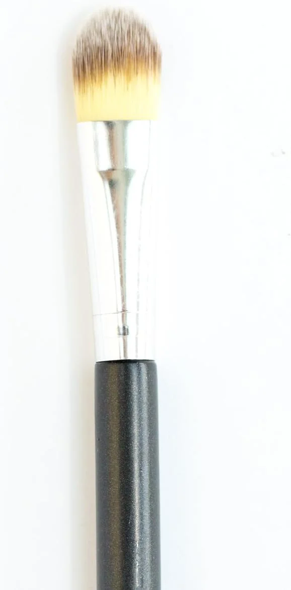 براش کانسیلر مگگا، شماره 70 براش کانسیلر مگگا، شماره 70