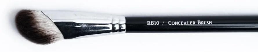 براش کانسیلر D Beauty RB10 – ابزار دقیق برای پوشش بی نقص و ترکیب یکپارچه | موهای نرم و بادوام برای پوشاندن لک و برجسته سازی براش کانسیلر D Beauty RB10 – ابزار دقیق برای پوشش بی نقص و ترکیب یکپارچه | موهای نرم و بادوام برای پوشاندن لک و برجسته سازی