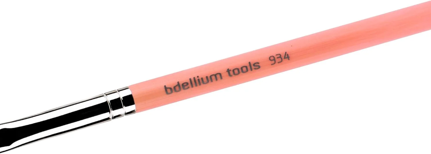 براش کانسیلر دقیق 934 سری بامبو صورتی Bdellium Tools، حرفه ای و سازگار با محیط زیست براش کانسیلر دقیق 934 سری بامبو صورتی Bdellium Tools، حرفه ای و سازگار با محیط زیست