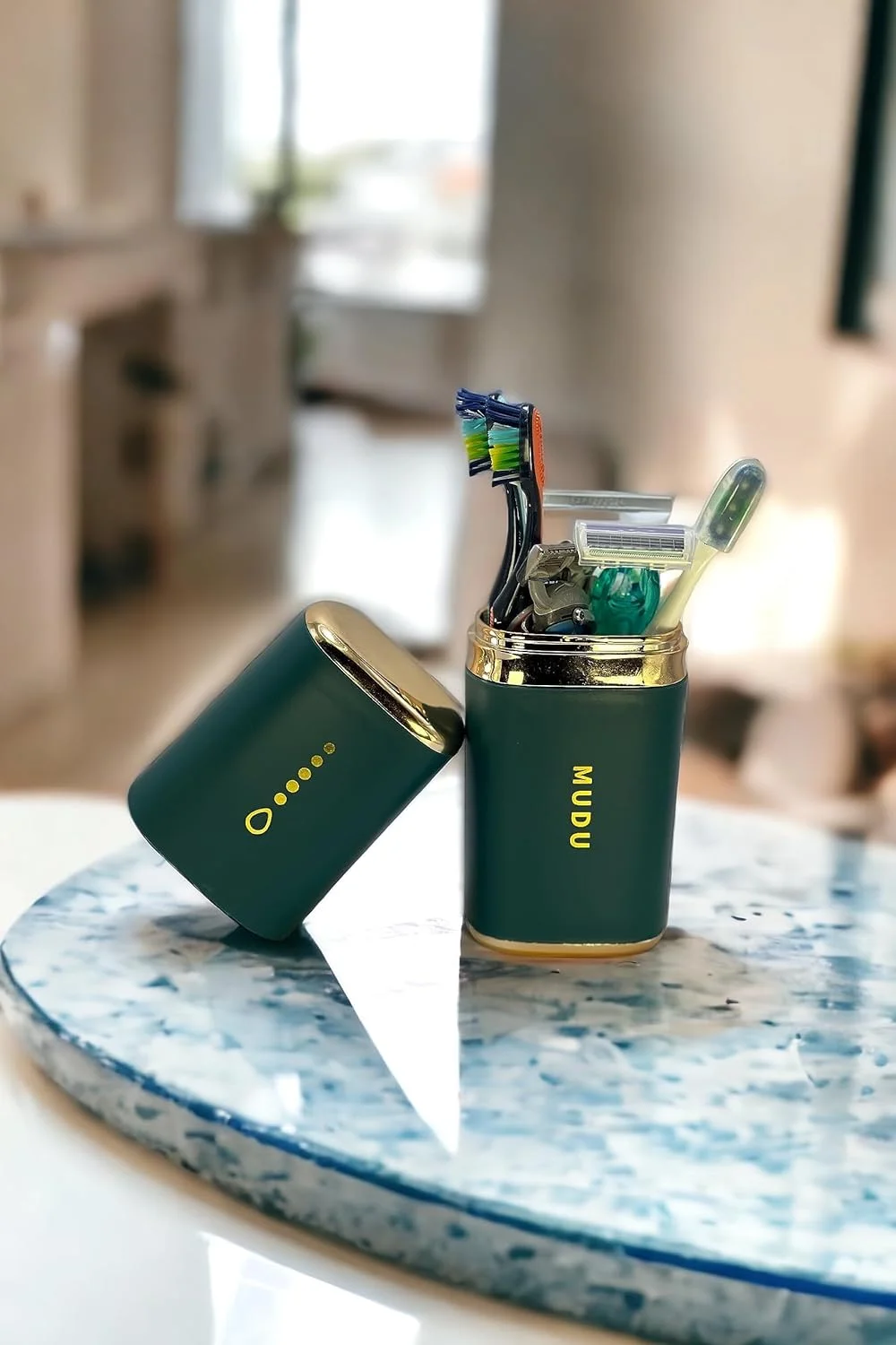 جا مسواکی سفری KASTWAVE با جای خمیر دندان برای حمام و لوازم آرایش، سبز شیک جا مسواکی سفری KASTWAVE با جای خمیر دندان برای حمام و لوازم آرایش، سبز شیک