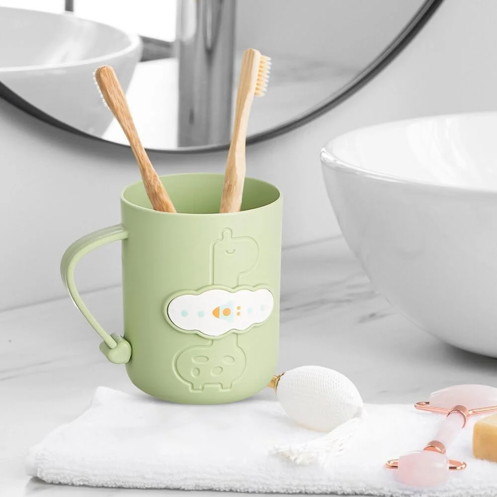 لیوان مسواک پلاستیکی قابل استفاده مجدد برای حمام، مسافرت و کمپینگ، بادوام، لیوان مسافرتی قابل حمل، لوازم جانبی حمام با قابلیت تمیز کردن آسان برای خانه و فضای باز (2 عدد، سبز و زرد) لیوان مسواک پلاستیکی قابل استفاده مجدد برای حمام، مسافرت و کمپینگ، بادوام، لیوان مسافرتی قابل حمل، لوازم جانبی حمام با قابلیت تمیز کردن آسان برای خانه و فضای باز (2 عدد، سبز و زرد)